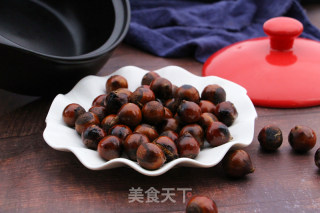 黑乐砂锅烤板栗的做法