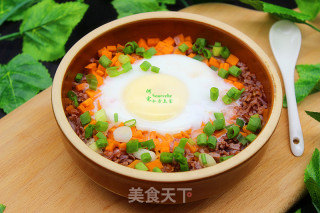 太阳蛋红米蒸饭的做法