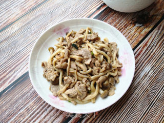 蟹味菇炒肉的做法