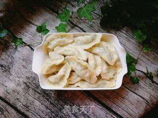 强烈推荐:平菇鸡蛋韭菜素饺的做法
