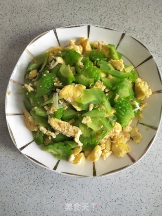 苦瓜片炒鸡蛋的做法