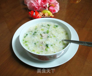 芹菜里脊肉二米粥的做法