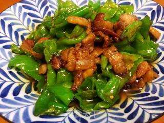 辣椒炒肉的做法