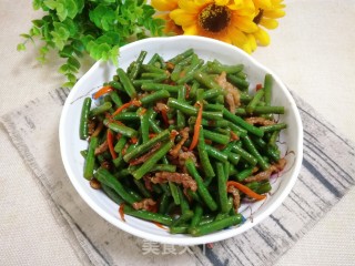 牛肉丝炒豇豆的做法
