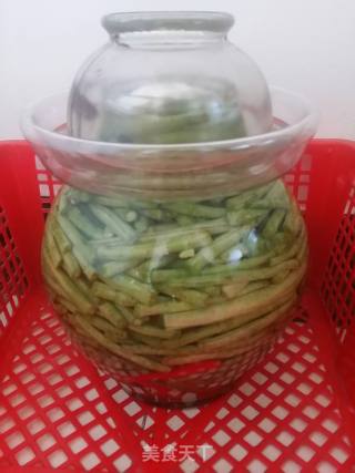 泡菜(酸豆角)的做法