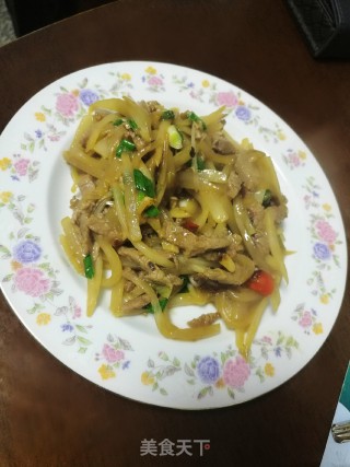 萝卜丝炒牛肉的做法
