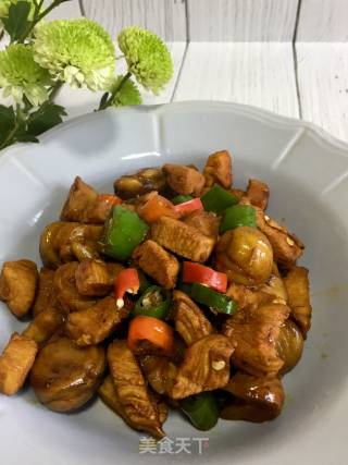 鸡脯肉烧板栗的做法