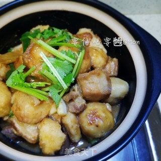 小芋头炖五花腩的做法