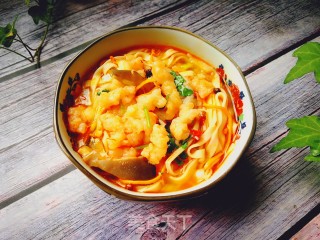 虾滑平菇火锅面的做法