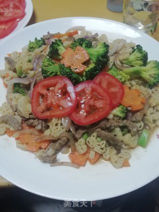 小猪佩奇黑胡椒汁牛肉意大利面的做法
