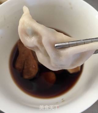 暖心美食  白菜猪肉饺的做法