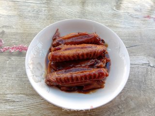 酱香啤酒鸭翅的做法