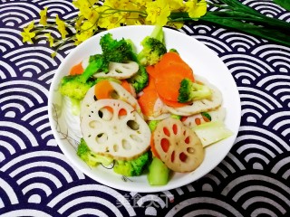 西蓝花炒胡萝卜藕的做法