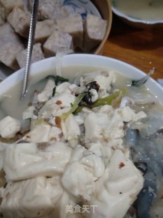 鱼头豆腐汤的做法