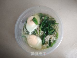 豆苗银菇蛋汤的做法