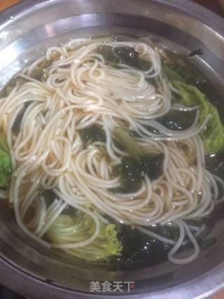 白菜煮米粉的做法