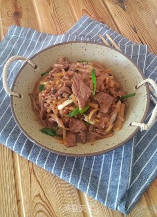 萝卜炒牛肉的做法