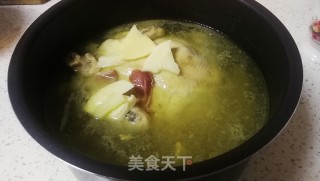 冬笋炖鸡汤的做法