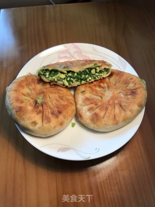 鸡蛋虾皮韭菜馅饼的做法