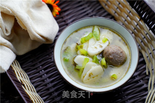 橄榄牛肉丸汤年糕的做法