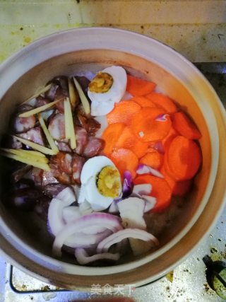 腊味煲仔饭的做法