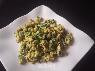 芹菜叶炒鸡蛋的做法