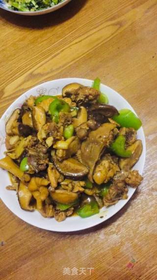香菇炒鸡的做法