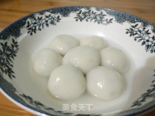 蜜饯芝麻花生汤圆