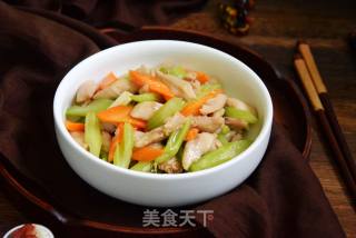 西芹鸡柳的做法