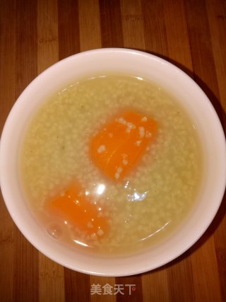 胡萝卜小米粥的做法
