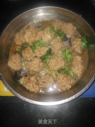 汆汤丸子的做法