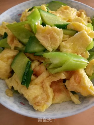 青椒黄瓜炒鸡蛋的做法