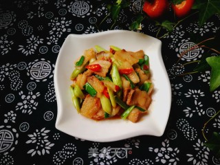 #团圆饭#蒜苗回锅肉的做法