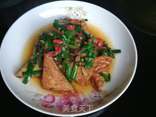 香干炒韭菜的做法
