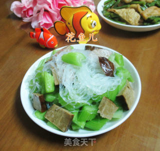 素火腿西芹炒粉丝的做法