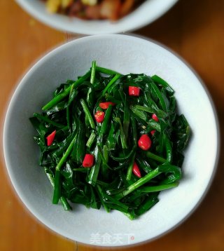 清炒韭菜的做法