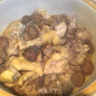 墨鱼干板栗煲鸡的做法