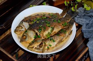 红烧鲫鱼的做法