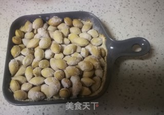 盐烤白果的做法