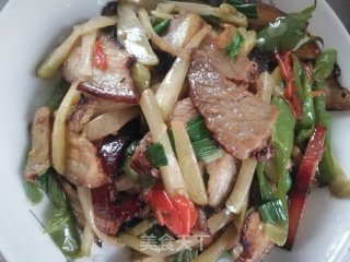 #团圆饭#榨菜回锅肉的做法