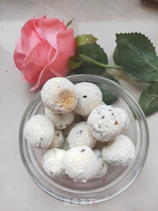 宝宝辅食----超级简单又好吃的酸奶球的做法