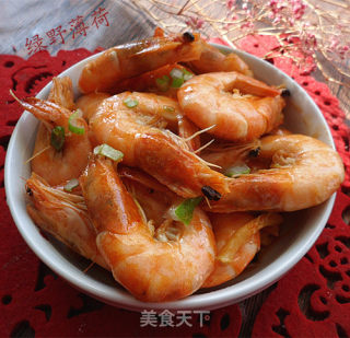 葱姜油炒虾的做法