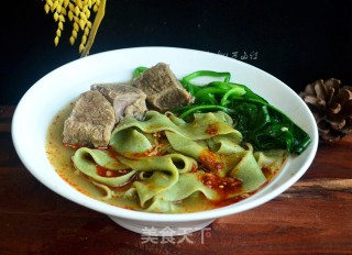 牛肉菠菜烩面的做法