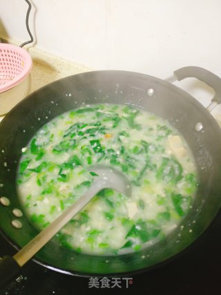 鸡肉山药菠菜粥的做法