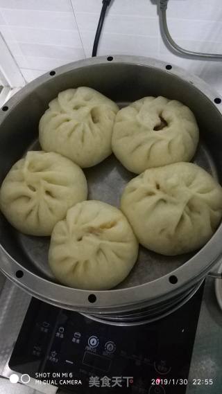 猪肉大葱大包子的做法