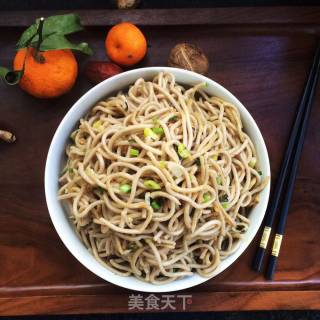 青蒜炒荞面饸饹的做法