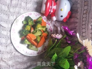 素炒西兰花的做法