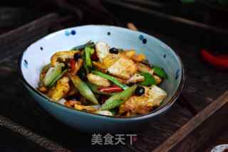 豆豉炒荷包蛋的做法