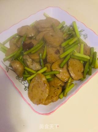蒜苔炒肉丸片的做法