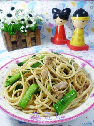 瘦肉丝大蒜炒面的做法